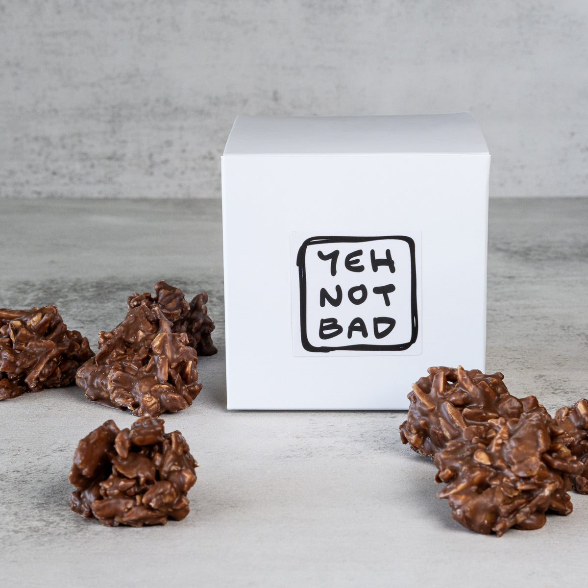 Crunchy Almond Bites
